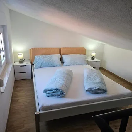 Villa Spacious With Outdoor Swimming Pool In Trogir
