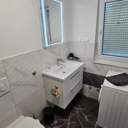 Vila Spacious With Outdoor Swimming Pool In