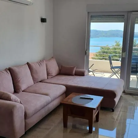 Spacious With Outdoor Swimming Pool In * Trogir