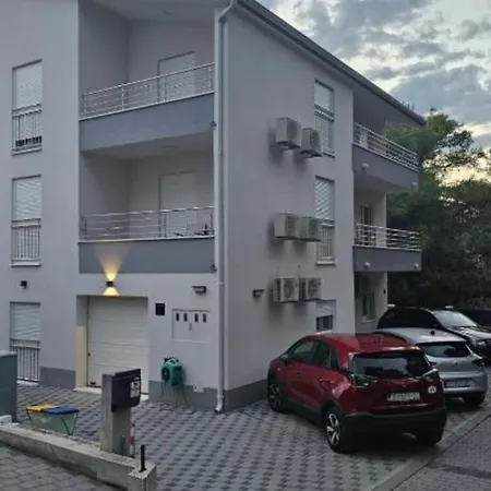 Spacious With Outdoor Swimming Pool In * Trogir